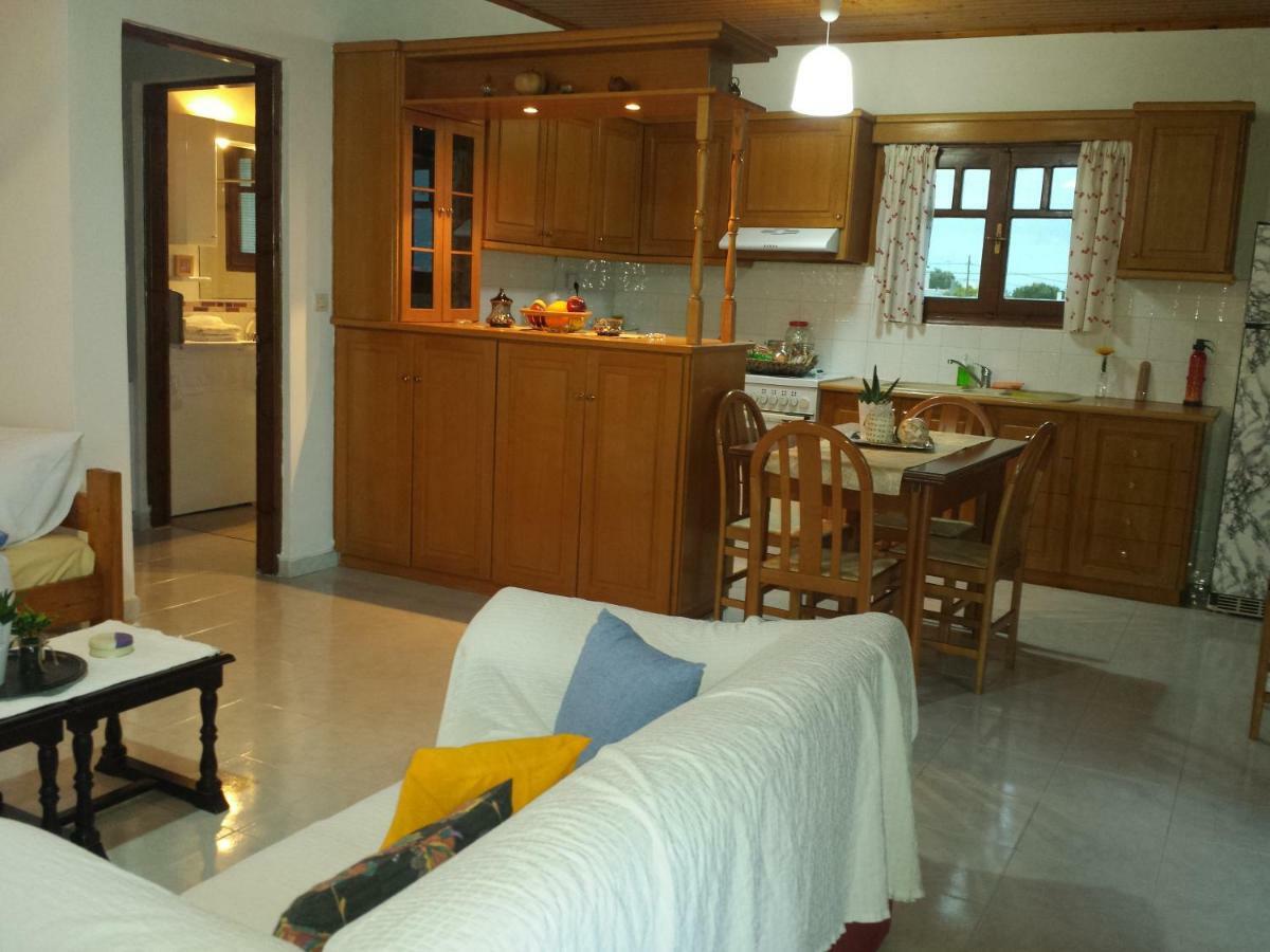 Smile House Near Athens Airport 300M From The Sea Villa อาร์เตมีดา ภายนอก รูปภาพ